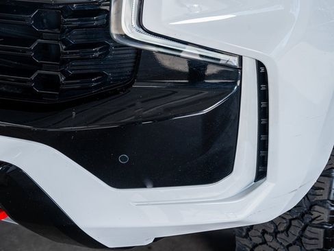 Used 2021 Chevrolet Tahoe Z71 w/ Luxury Package image 14