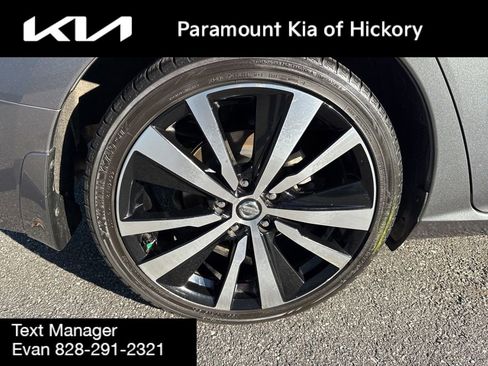 Used 2019 Nissan Altima 2.5 SR w/ SR Premium Package image 9