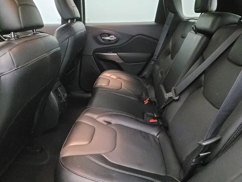 Used 2022 Jeep Cherokee Limited w/ Mopar Interior Package image 18