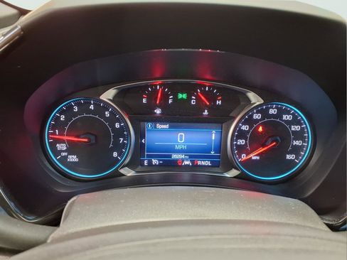 Used 2023 Chevrolet Equinox RS image 16