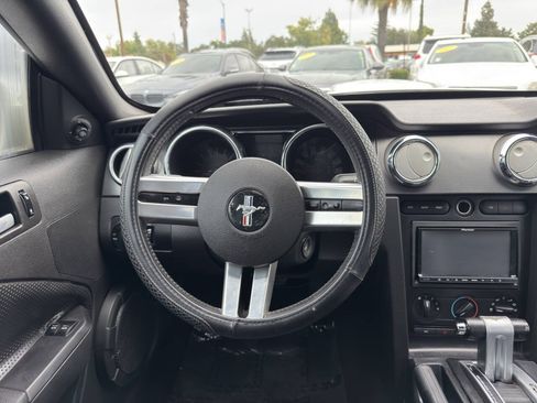 Used 2007 Ford Mustang GT Premium RWD image 14