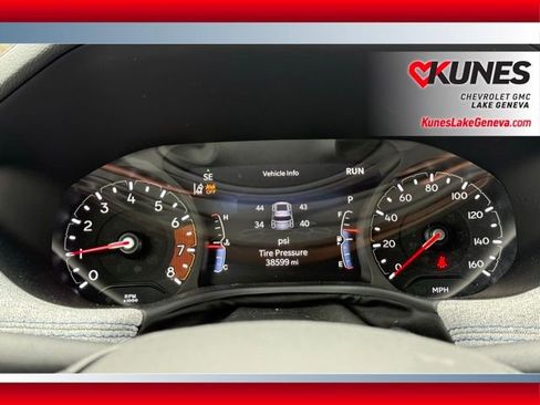 Used 2025 Jeep Compass Latitude image 23