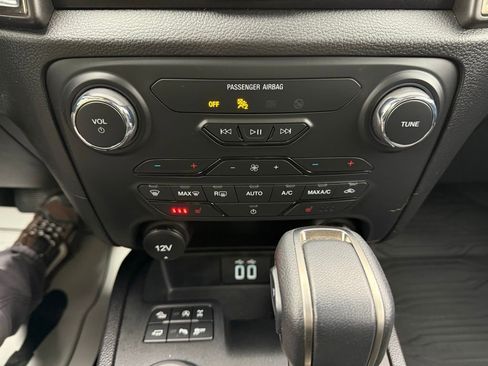 Used 2023 Ford Ranger Lariat w/ Tremor Off-Road Package image 22