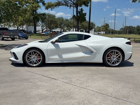 Used 2026 Chevrolet Corvette Stingray Coupe w/ 1LT RWD image 2