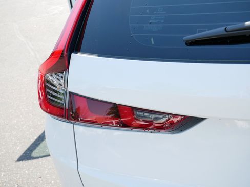 Used 2023 Honda CR-V LX image 17