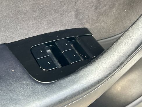 Used 2018 Tesla Model 3 Long Range image 14