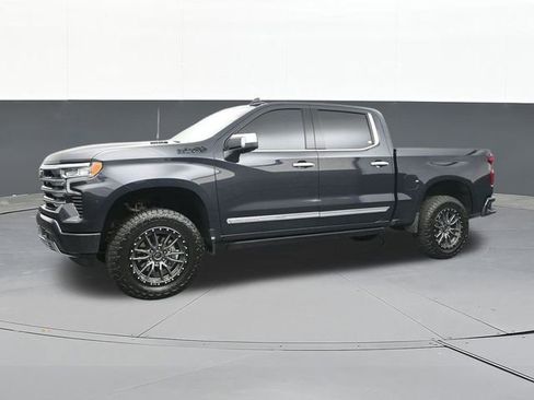Used 2023 Chevrolet Silverado 1500 High Country w/ LPO, Dark Essentials Package AWD/4WD image 7