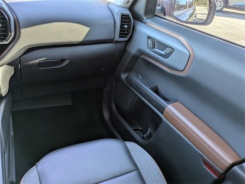 Certified 2022 Ford Bronco Sport Outer Banks w/ Tech Package image 16