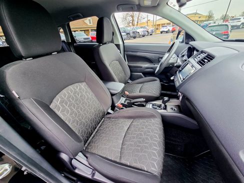 Used 2024 Mitsubishi Outlander Sport LE image 30