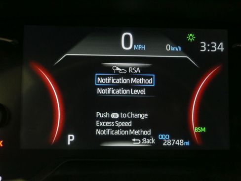 Used 2025 Toyota RAV4 XLE AWD/4WD image 38