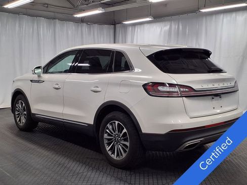 Used 2023 Lincoln Nautilus AWD w/ Premium Package image 2