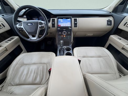 Used 2018 Ford Flex Limited w/ Equipment Group 301A FWD image 11
