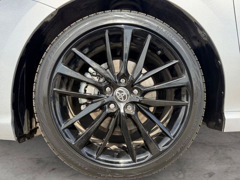 Used 2024 Toyota Camry XSE image 8