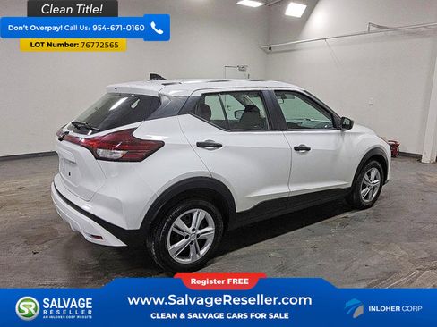 Used 2023 Nissan Kicks S image 4