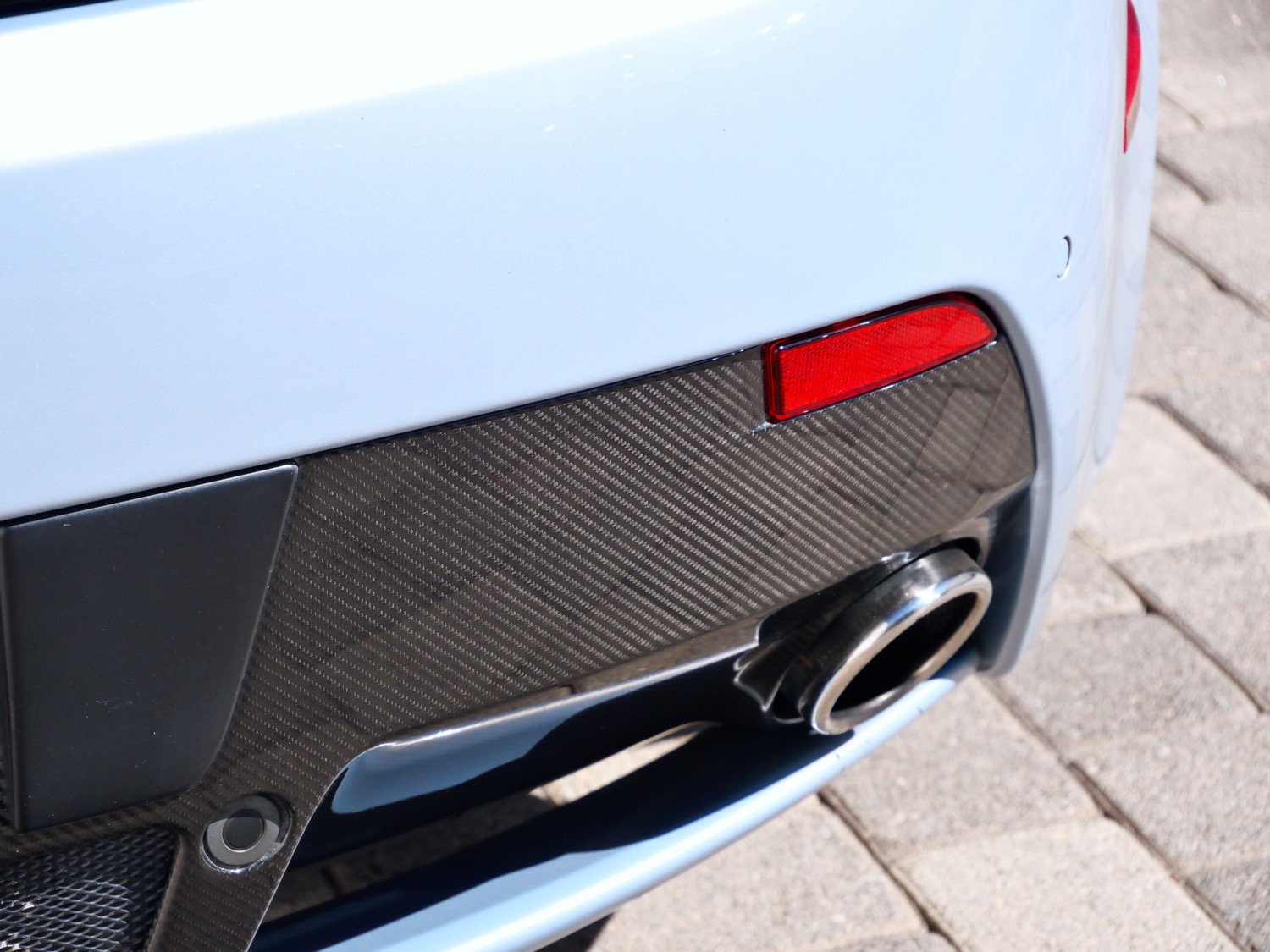 Used 2015 Aston Martin V12 Vantage S RWD image 27