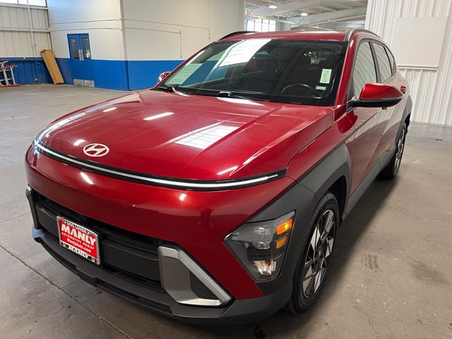 Used 2025 Hyundai Kona SEL FWD image 7