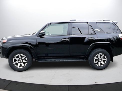 Used 2024 Toyota 4Runner TRD Off-Road image 6