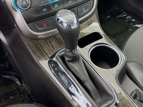 Used 2015 Chevrolet Malibu LT w/ Power Convenience Package FWD image 19