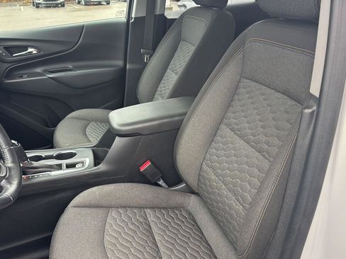 Used 2020 Chevrolet Equinox LT image 14
