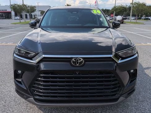 Certified 2024 Toyota Grand Highlander AWD image 9