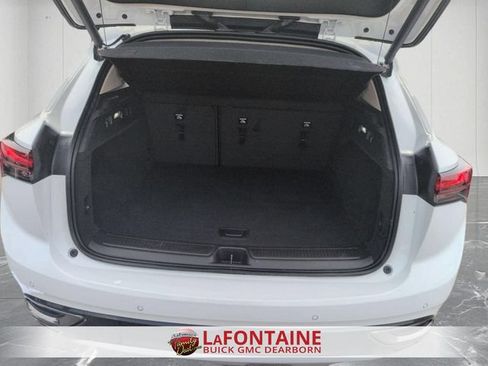 Used 2023 Buick Envision Essence w/ Sport Touring Package AWD/4WD image 30