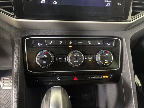 Used 2023 Volkswagen Atlas Cross Sport SEL Premium R-Line AWD/4WD image 17