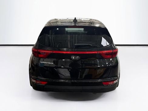 Used 2018 Kia Sportage LX image 7