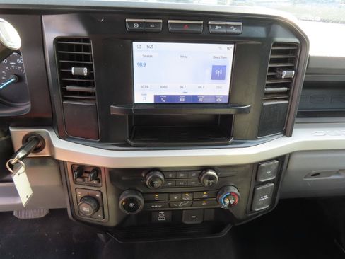 Used 2024 Ford F250 XL w/ STX Appearance Package AWD/4WD image 36