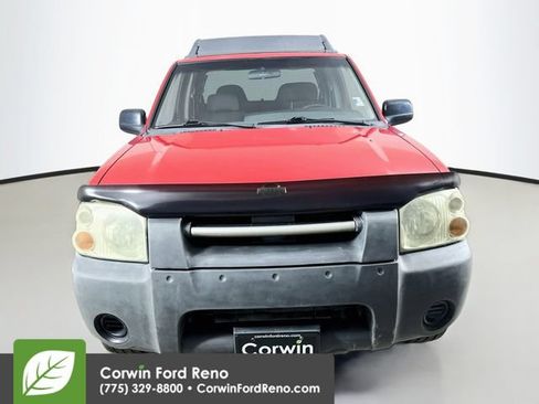 Used 2001 Nissan Frontier XE AWD/4WD image 2