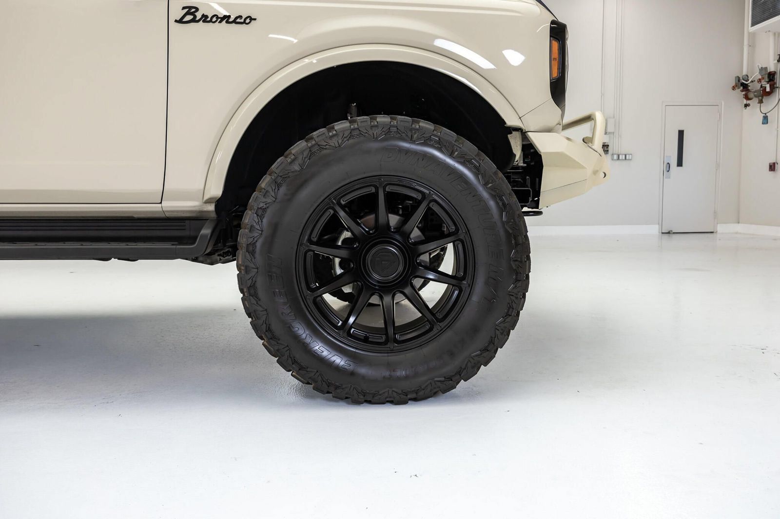 Used 2026 Ford Bronco Outer Banks AWD/4WD image 11