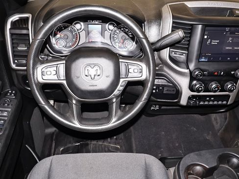 Used 2024 RAM 2500 Tradesman w/ Chrome Appearance Group image 21