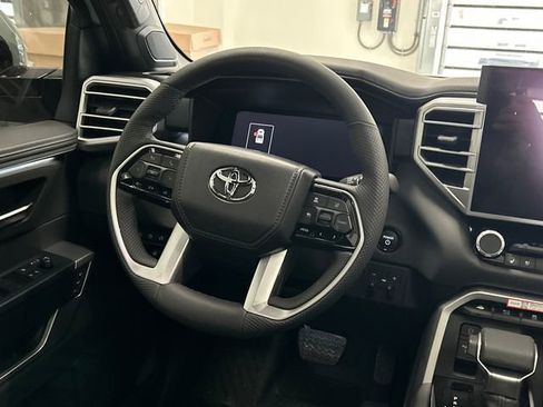 Used 2025 Toyota Tundra Platinum image 22