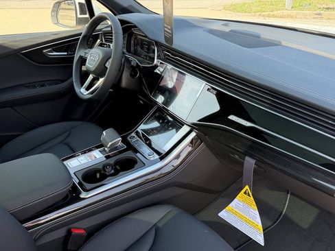 New 2026 Audi Q7 3.0T Premium Plus AWD/4WD image 12