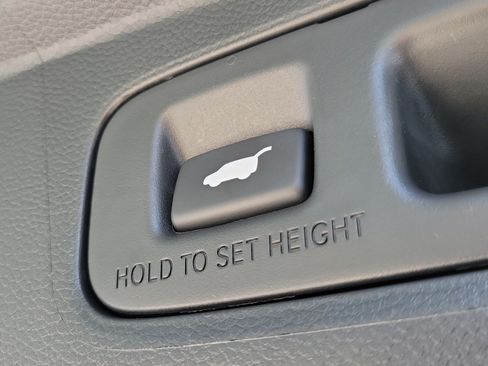 Used 2024 Honda CR-V Sport Touring image 10