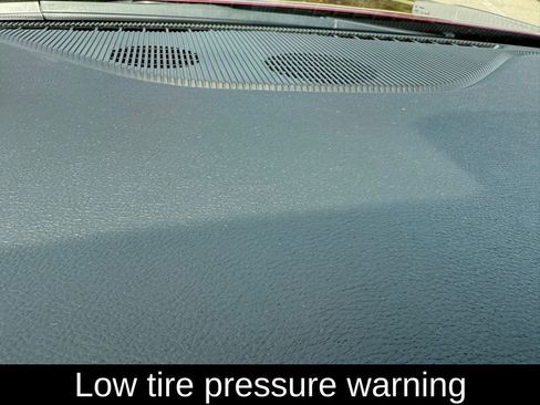 New 2025 Jeep Grand Cherokee L Laredo image 16