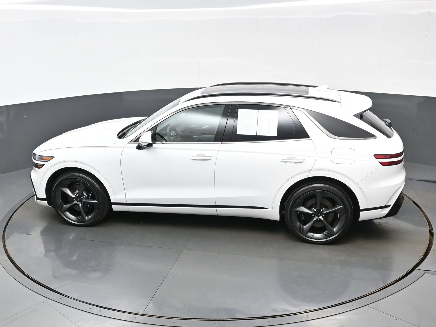 Used 2026 Genesis GV70 2.5T Sport Prestige w/ G1 Accessory Package AWD/4WD image 36