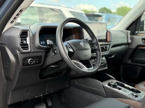 Used 2025 Ford Bronco Sport Outer Banks w/ Outer Banks Tech Package+ AWD/4WD image 12