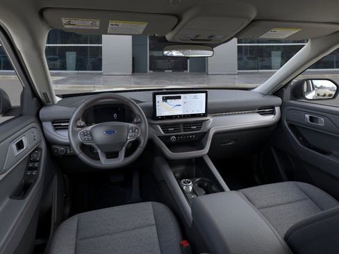 New 2026 Ford Explorer Active RWD image 9