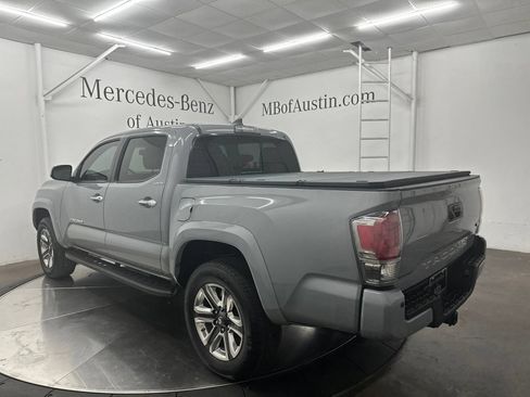 Used 2019 Toyota Tacoma Limited RWD image 5
