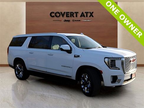 Used 2021 GMC Yukon XL Denali image 6
