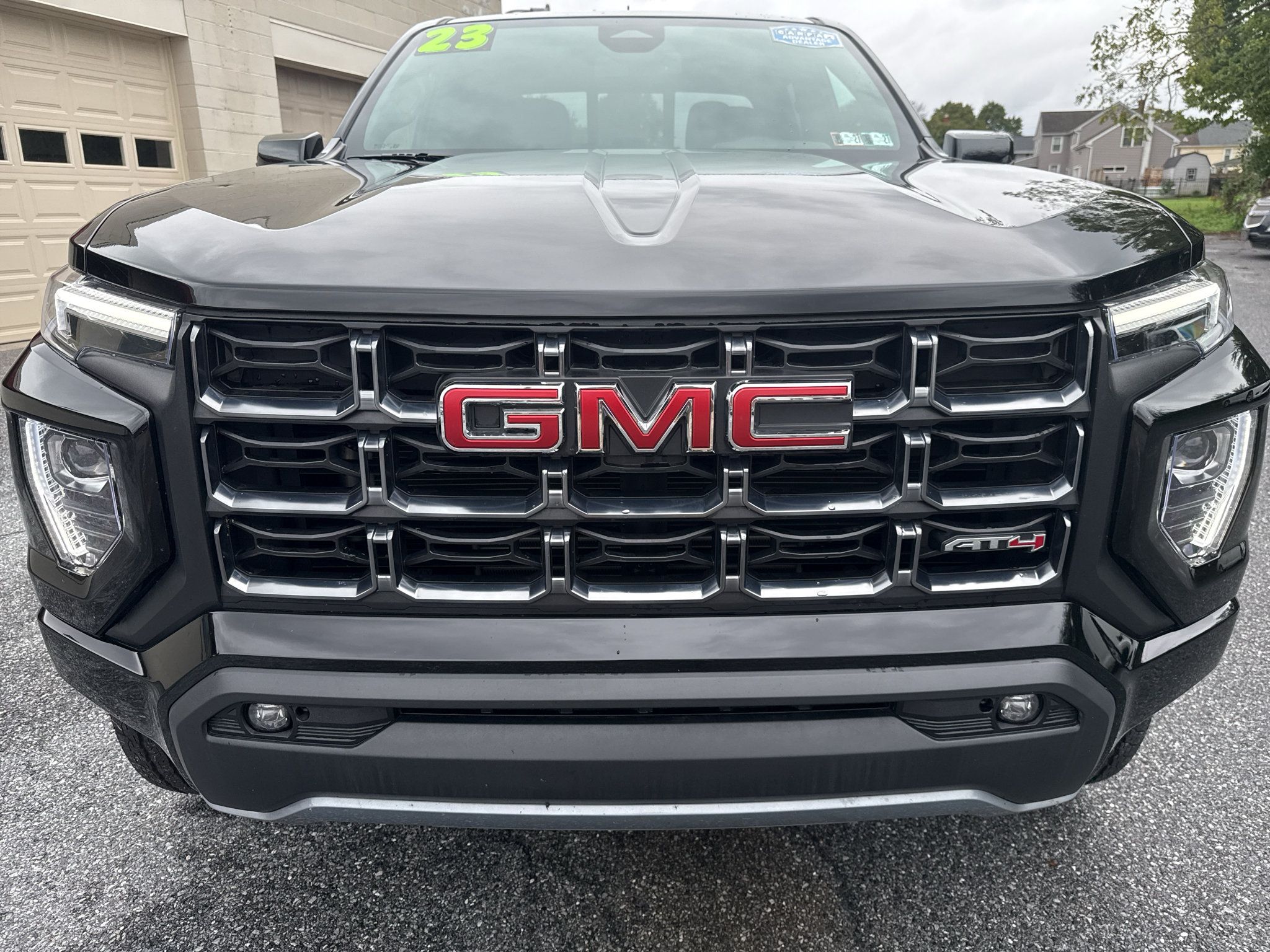 Used 2023 GMC Canyon AT4 w/ Canyon Safety Plus Package AWD/4WD image 8