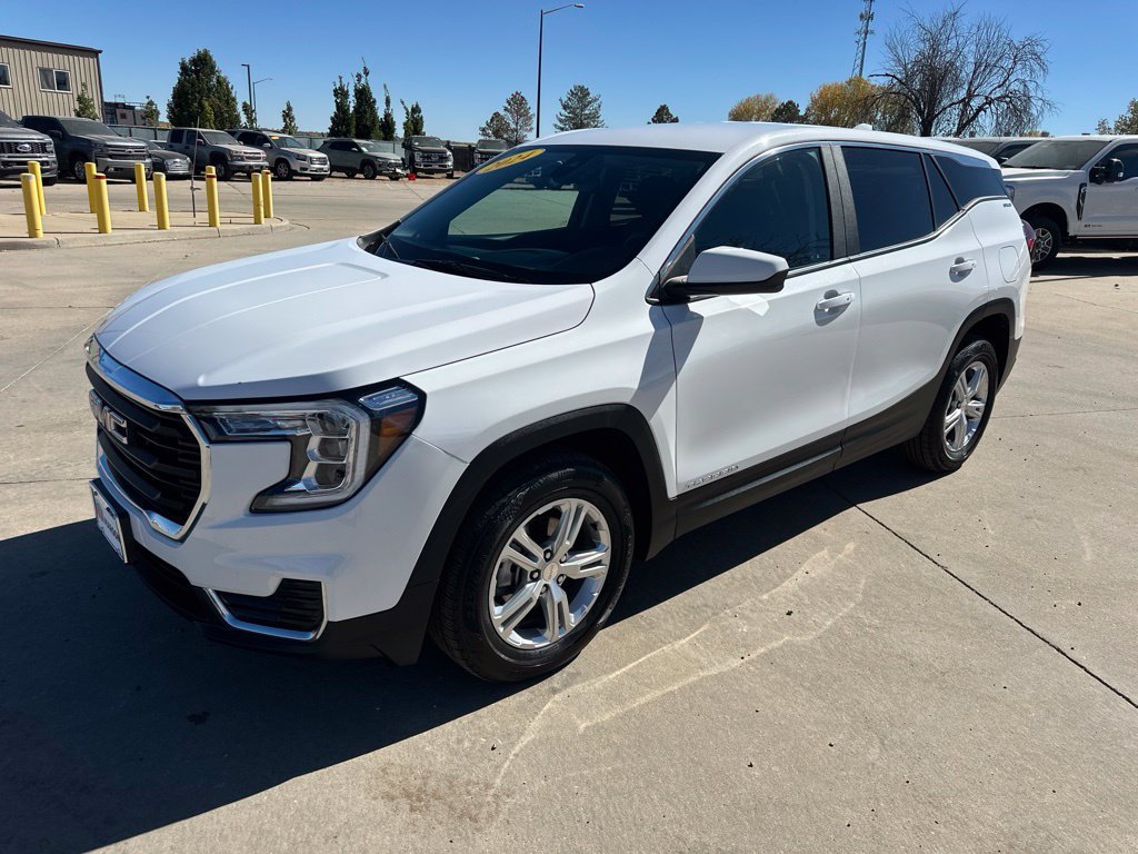 Certified 2024 GMC Terrain SLE AWD/4WD image 33