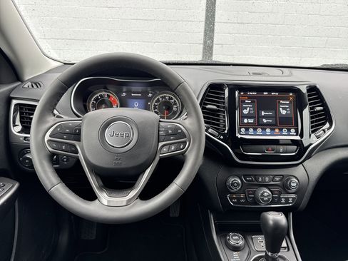 Used 2022 Jeep Cherokee Limited image 13