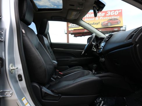 Used 2017 Mitsubishi Outlander Sport SEL image 43