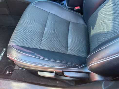 Used 2015 Toyota Corolla S image 6