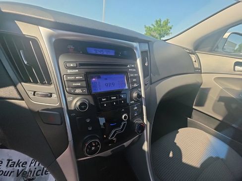 Used 2012 Hyundai Sonata GLS FWD image 18