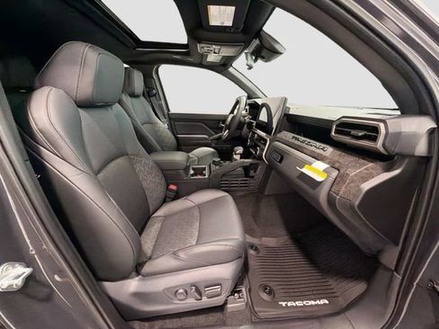 New 2026 Toyota Tacoma Limited AWD/4WD image 22