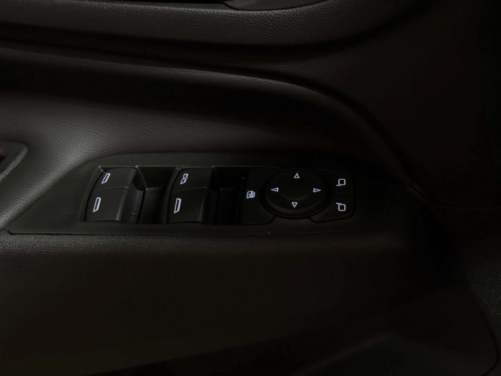 Used 2022 Chevrolet Equinox LT FWD image 18