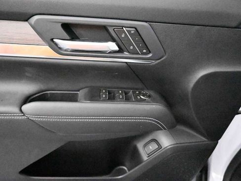 New 2026 GMC Terrain Denali AWD/4WD image 15
