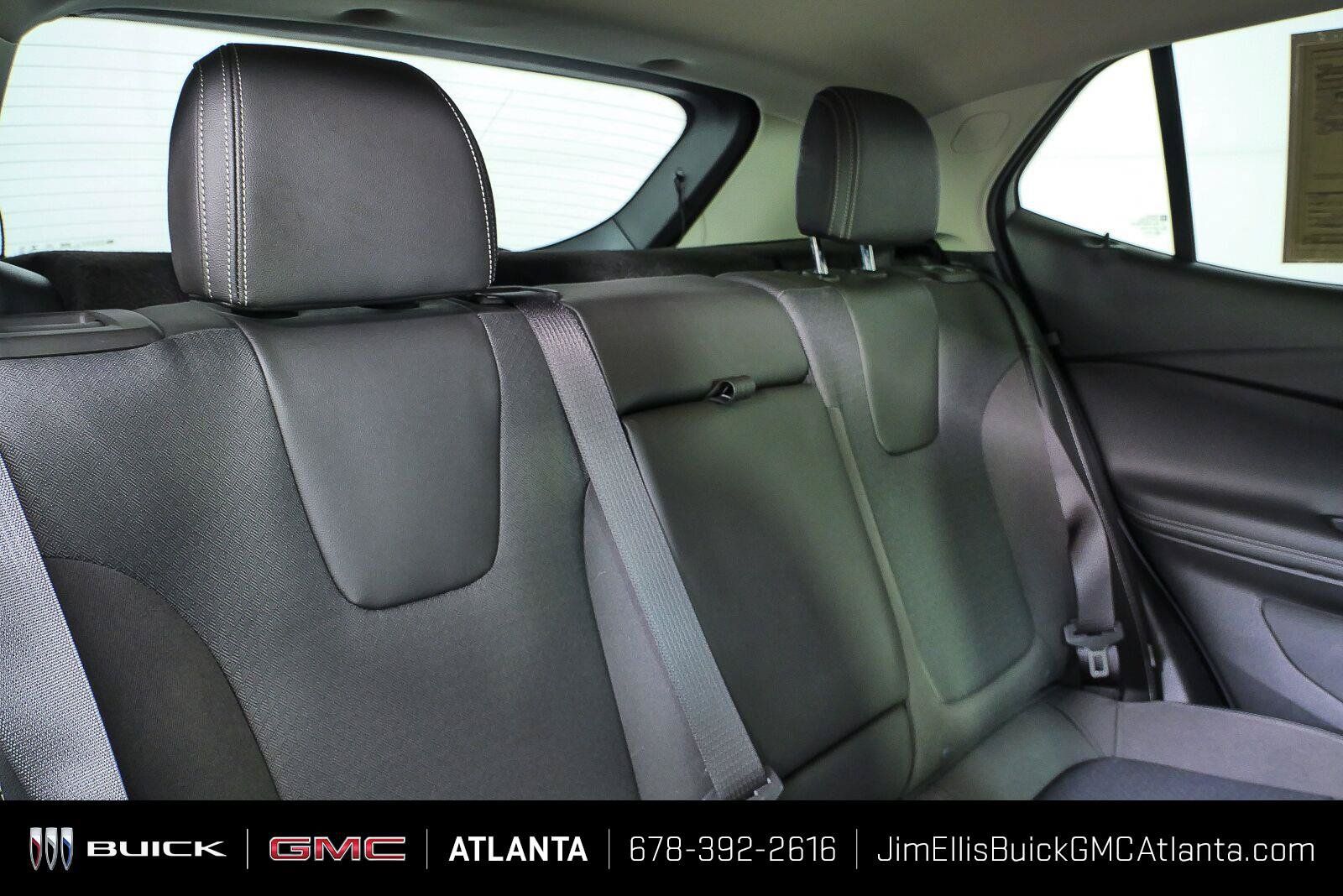 Used 2023 Buick Encore GX Select w/ Sport Touring Package FWD image 17